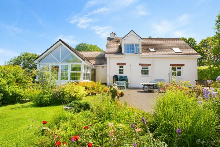 Beech Cottage, Corkbeg, Whitegate, Midleton, Co. Cork, P25RH32