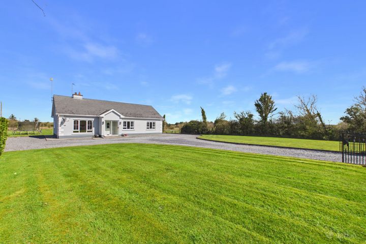 Lurgan, Caltra, Caltra, Co. Galway, H53F9X9