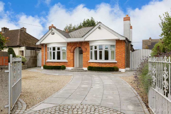54 Beaumont Avenue, Dublin 14, Churchtown, Dublin 14, D14Y2Y5