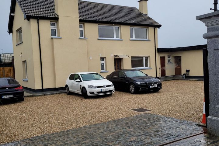 Brownsbarn, Kingswood, Dublin 22, Baldonnell, Dublin 22