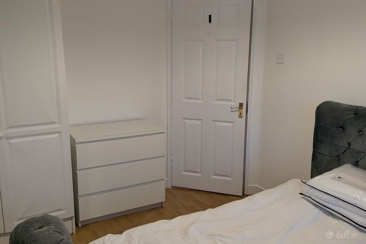 7 Tynan Hall Avenue, Dublin 24