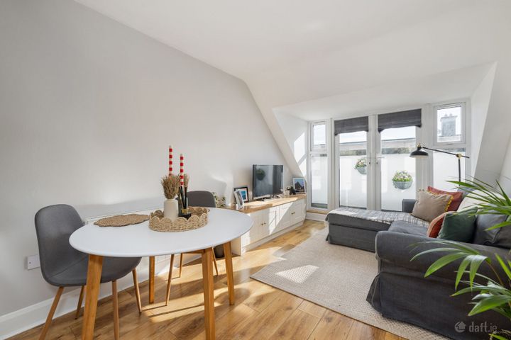 Apartment 402, Phoenix View, Kilmainham, Dublin 8, D08KN32