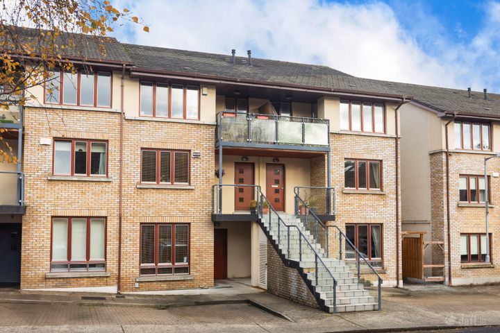 88 Belarmine Place, Stepaside, Dublin 18, D18DH98