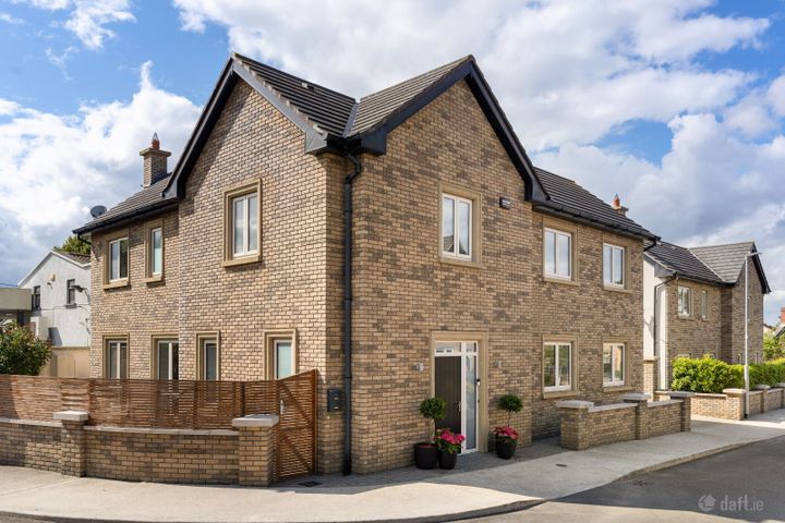 No 2 The Lodge, Hersil Wood, Knocklyon, Dublin 16, Dublin