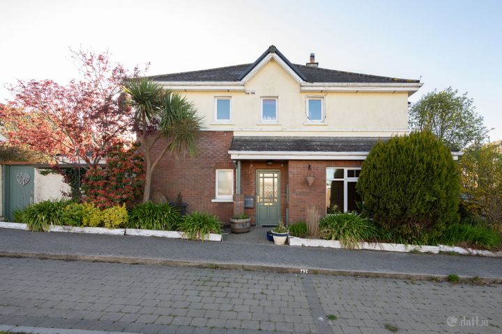 43 The Drive, Harbour Heights, Passage West, Cork