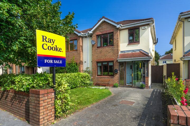 11 Dodder Lawn, Dodder Valley Park, Firhouse Dublin 24, Dublin 24, Dublin