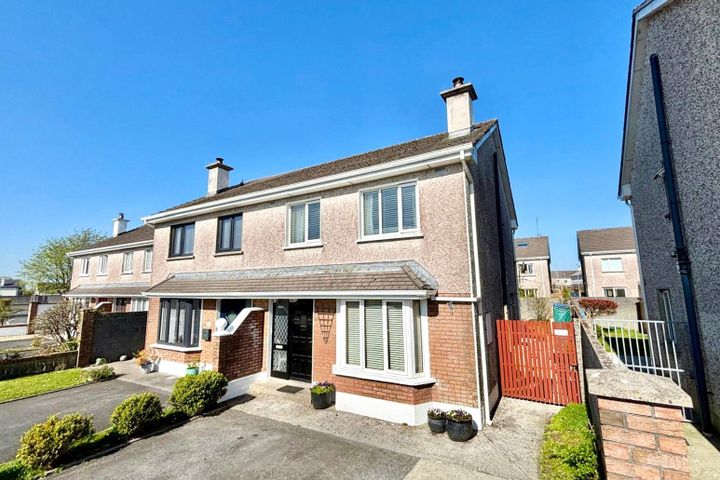 9 Ard Esker, Tuam Rd, Athenry, Galway
