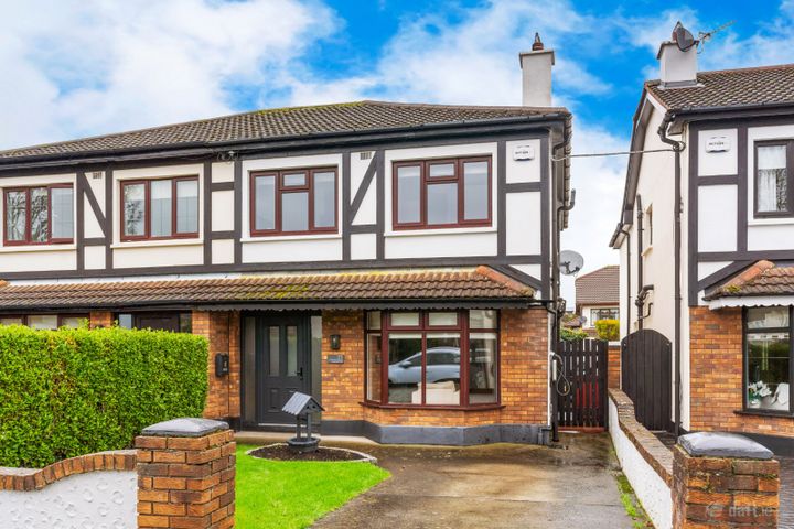 77 Longwood Park, Rathfarnham, Dublin 14, D14X6K2