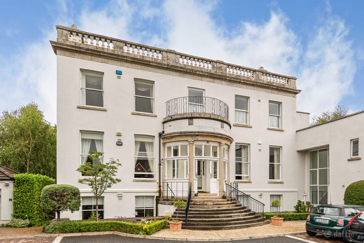 9 Marlfield House, St Gabriels, Johnstown Rd Dublin 18, Dublin 18, Dublin