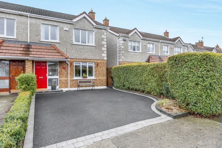 39 Manorfields Walk, Dublin 15, Clonee, Dublin 15, D15V8C9