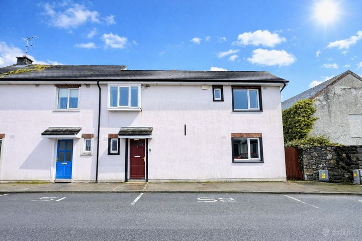 5 Croke Gardens, Thurles, Thurles, Co. Tipperary, E41K7F6