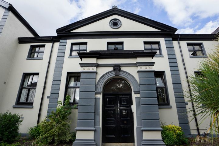 Apartment 12, Library Apartments, Chapel Street, Dundalk, Co. Louth, A91FC43