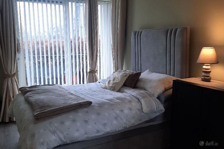 Blackglen Road, Sandyford, Dublin 18