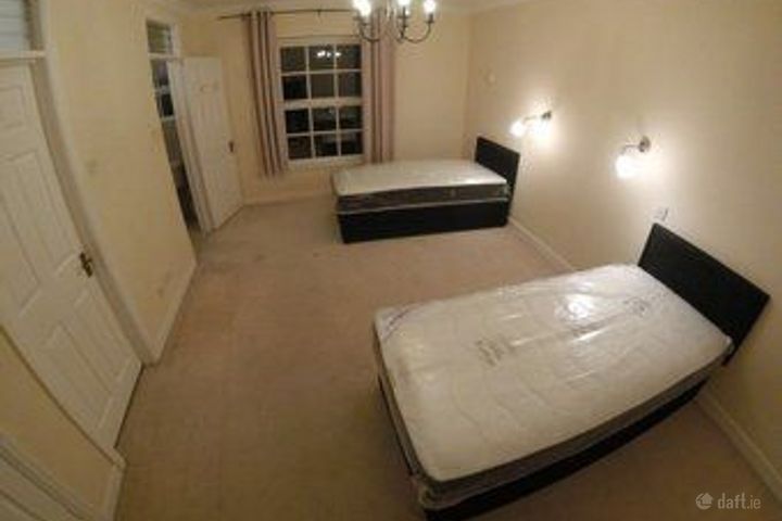 12 a Whitehall Park,Dublin 12, Terenure, Dublin 12