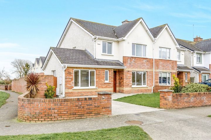 24 Castlemartin Close, Castlemartin, Bettystown, Co. Meath, A92W2R5
