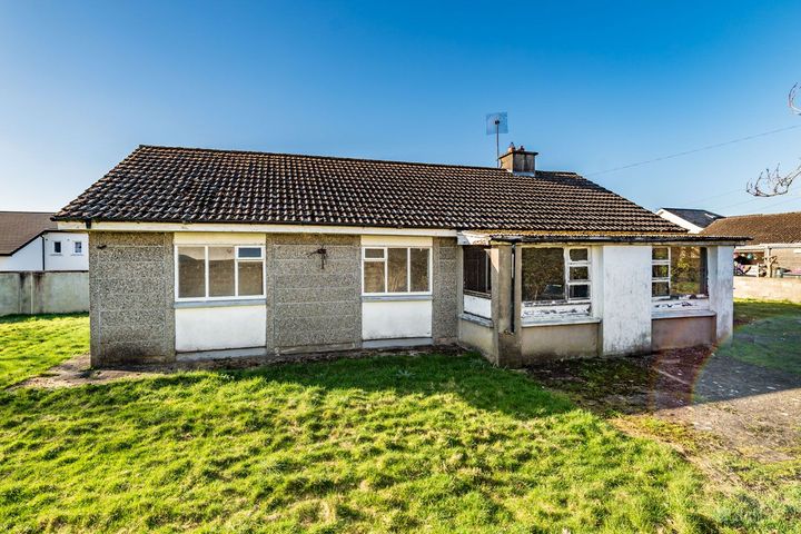 Brownstown Lower, Curragh, Ballysax, Co. Kildare, R56TX44