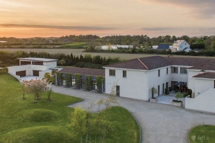 Roxbury House, Cartown, Termonfeckin, Louth