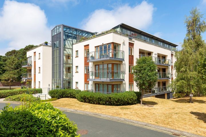 20 Sefton Hall, Kelston View, Leopardstown Rd Dublin 18, Dublin 18, Dublin