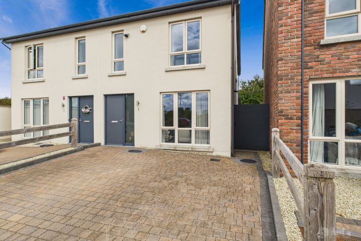 1 The View, The Hawthorns, Arden Road, Offaly