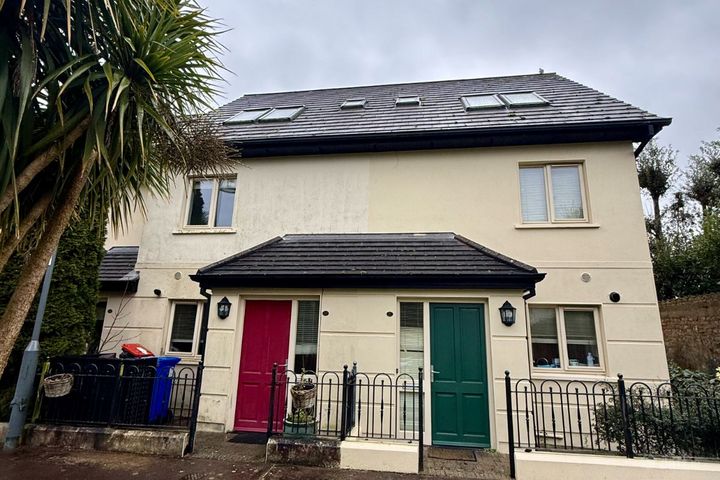 Belfield Abbey, Boreenmanna Road, Ballinlough, Co. Cork