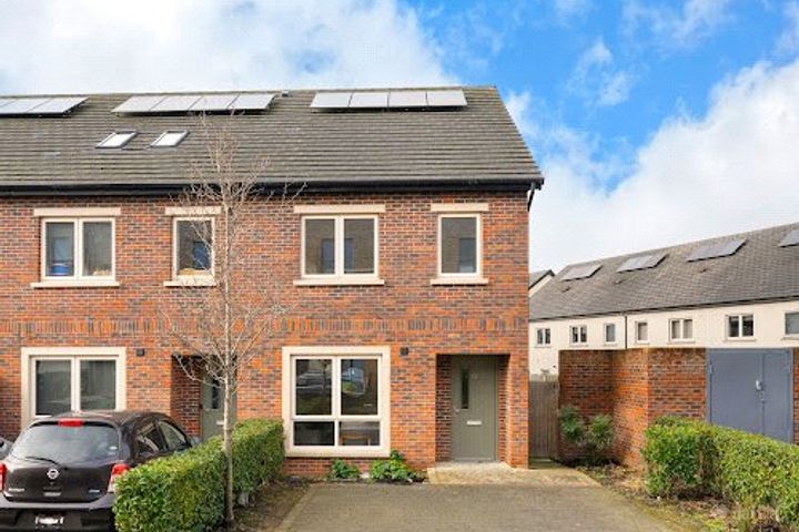 32 Shackleton View, Shackleton, Adamstown, Lucan, K78, Co. Dublin, K78E4W7