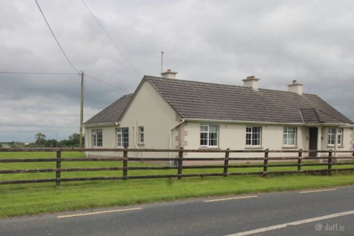 Lurgan, Caltra, Ballinasloe, Co. Galway, H53XP99 - Photo 2