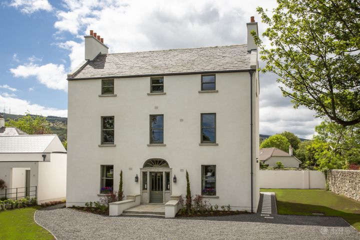 Sandyford House, Sandyford Village, Sandyford Rd Dublin 18, Dublin 18, Dublin