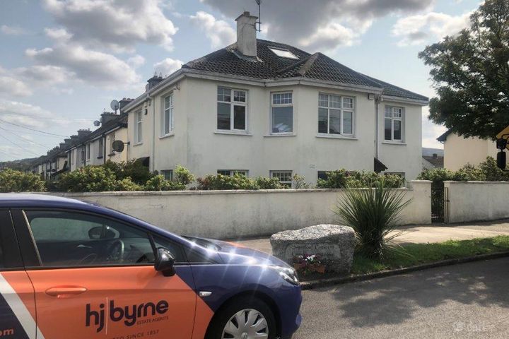 38B Sugarloaf Crescent, Co. Wicklow