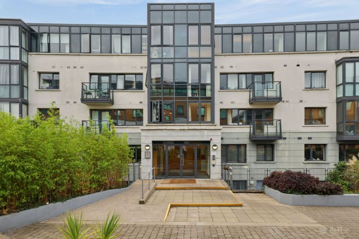 Apartment 116, Block 4, Parkgate Place, Dublin 8, D08YA00
