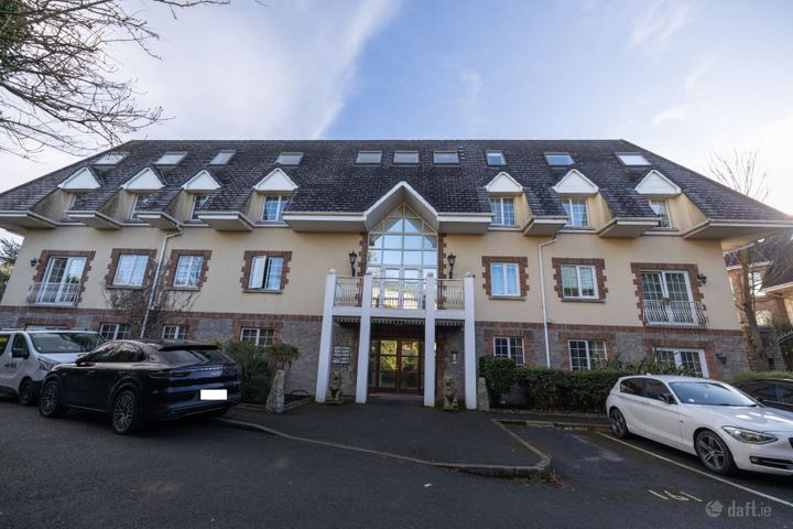Apartment 5, The Sacra, Tassagard Greens, Garters Lane, Citywest, Co. Dublin, D24EH77