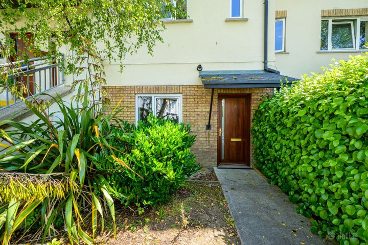 8 Cluain Cairn, Station Road, Carrigtwohill, Co. Cork, T45PK11