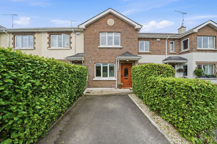 21 Oakwood, Gorey, Co. Wexford, Y25W400