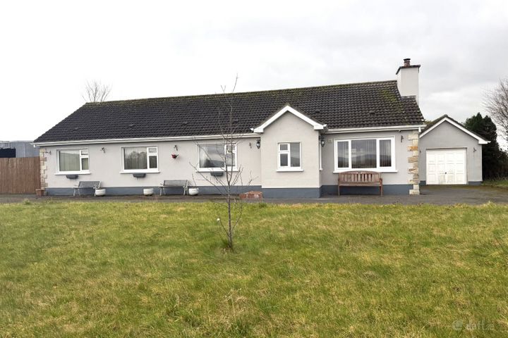 Derrylusk, Mountrath, Mountrath, Co. Laois, R32DX44
