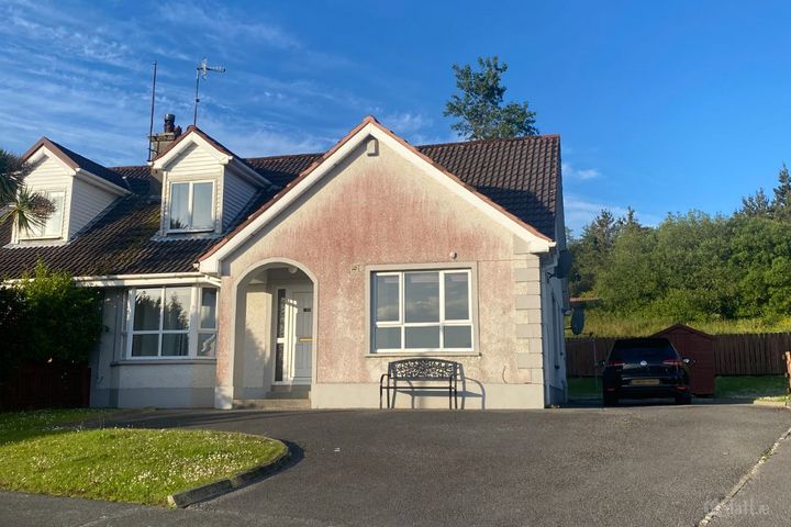 15 Mount Pleasant, Letterkenny, Co. Donegal