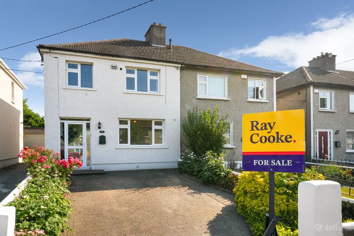 35 Oakwood Road, Glasnevin, Dublin 11