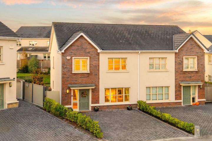 No.7 - Hillside, Bellingsfield, Kilcullen Rd. Naas, Kildare