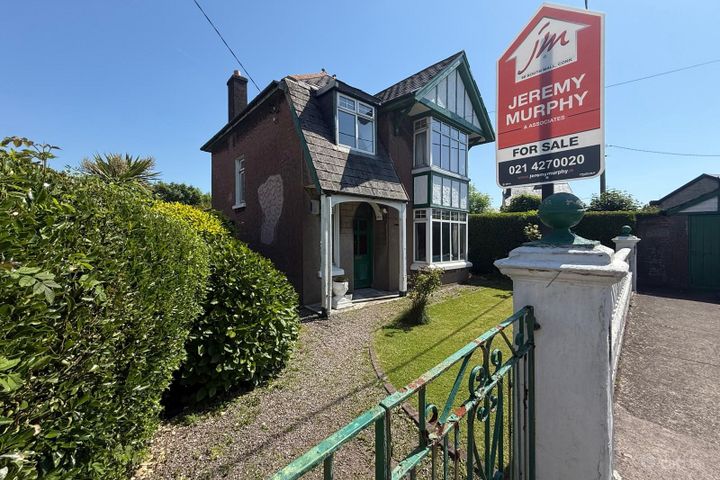 Roslyn House, 23 Marble Hall Park, Ballinlough, Co. Cork, T12F6N4