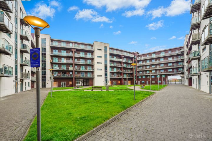 62 The Academy Building, Parkwest, Park West, Dublin 12