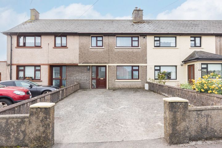 15 O'Neill'S Place, Carrignafoy, Cobh, Co. Cork, P24HE19