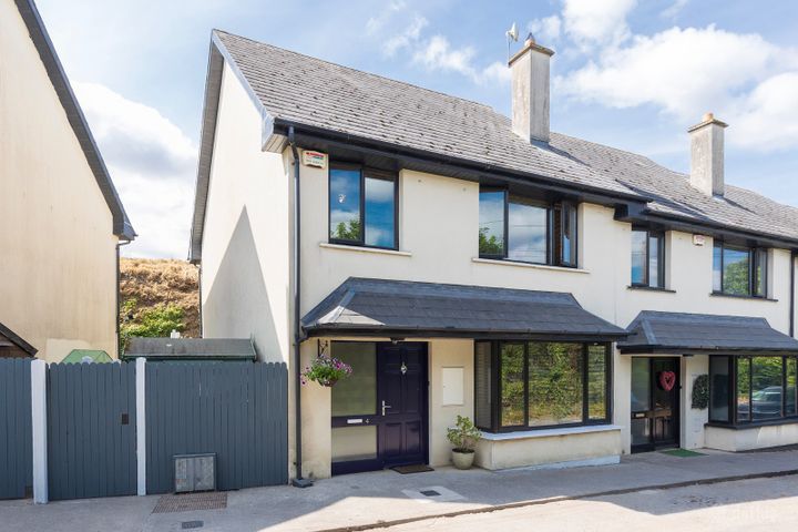 4 Lakeview, Rostellan, Co. Cork, P25EP80