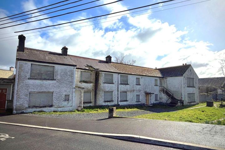 Canal Harbour, Monasterevin, Co. Kildare, W34VX09