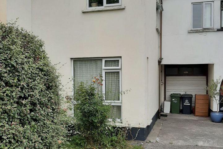 13 Claremont Court, Cabra, Dublin 11