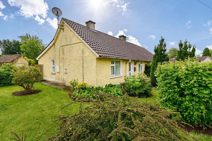 1 Board Na Mona Cottages, Mullingar Road, Ballivor, Co. Meath, C15XY67