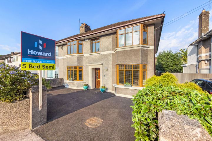 Briardale, 50 Browningstown Park West, Ballinlough, Co. Cork, T12E4C2