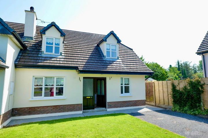 6 Woodfield Park, Killeline, Newcastle West, Co. Limerick, V42NY19