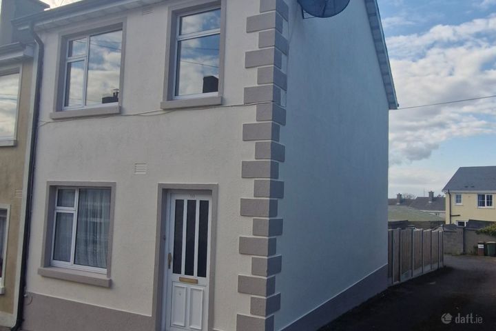 10, Cross Street, New Ross, Co. Wexford, Y34E024
