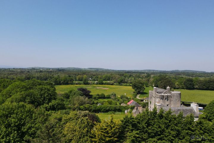 Emmel Castle, Emmel, Cloughjordan, Co. Tipperary