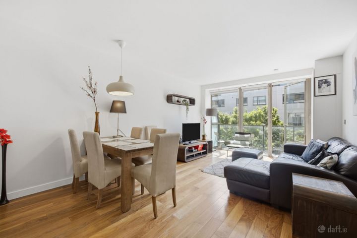 15 Hanover Quarter, Grand Canal Dock, Dublin 2, D02X973