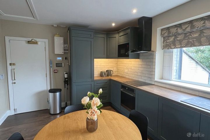 7a, 7 Main Street, Newbridge, Co. Kildare