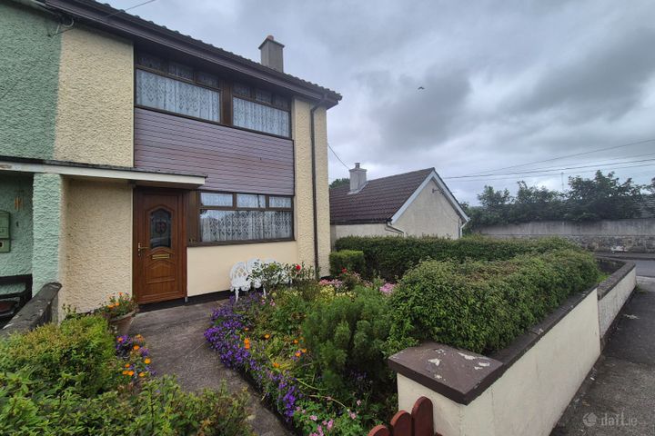 12 Tom Clarke Place, Ballina, Ballina, Co. Mayo, F26V9Y0